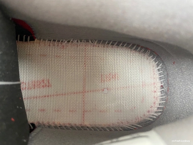 4 Bravo 308497-603 Toro Jordan Retro 1110